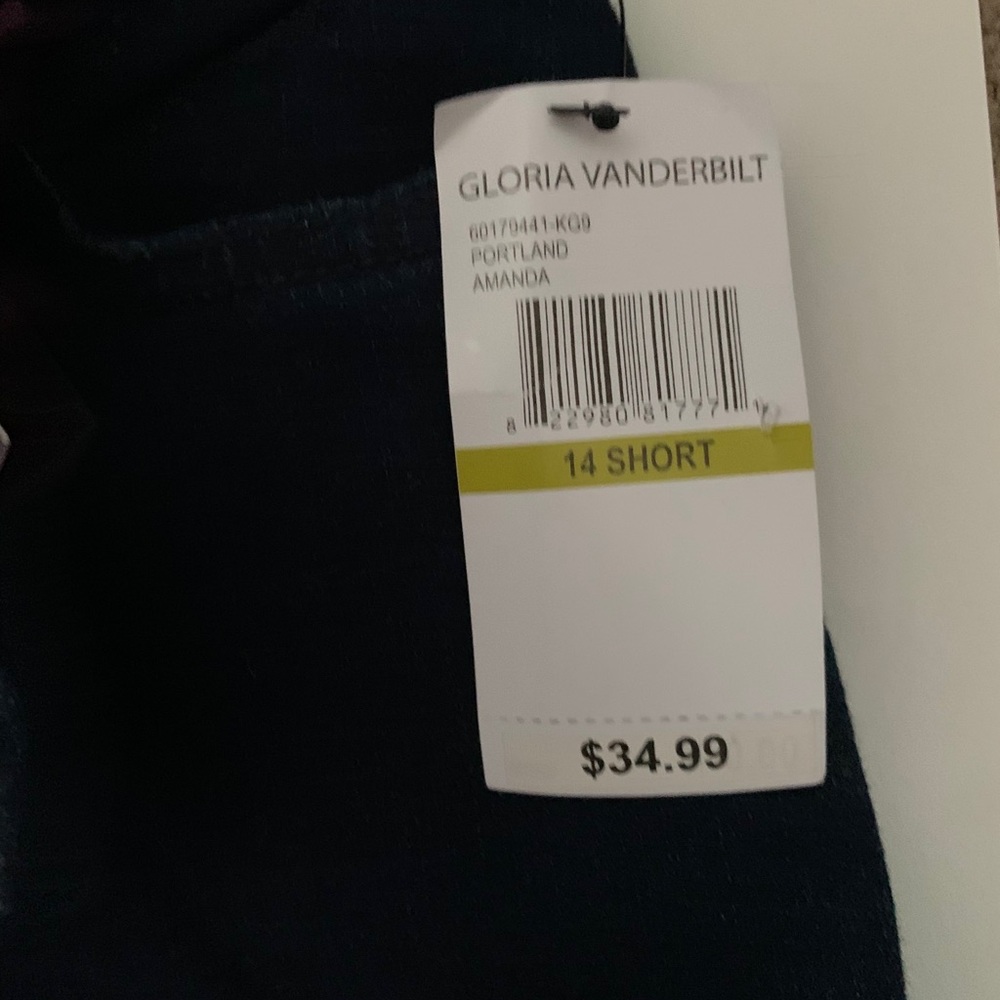 Jeans - Picture 3 of 4